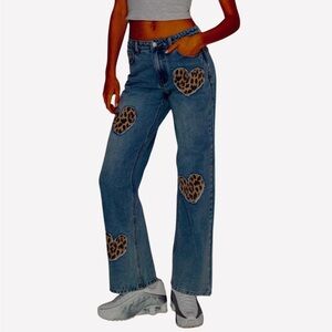 Cali1850 Leopard Heart Patch Low Rise Baggy Jeans Medium wash Juniors Size 1 NWT